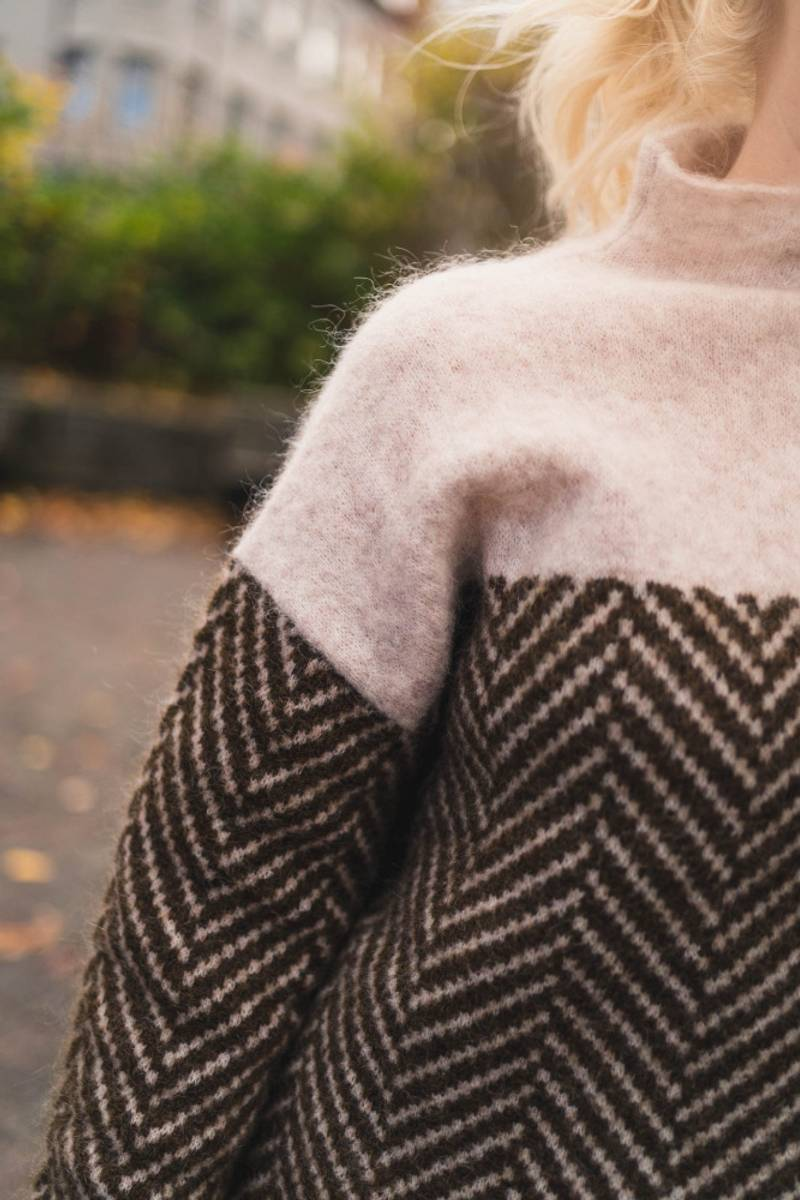 Elsie | Colourblock Herringbone Roll Neck Jumper