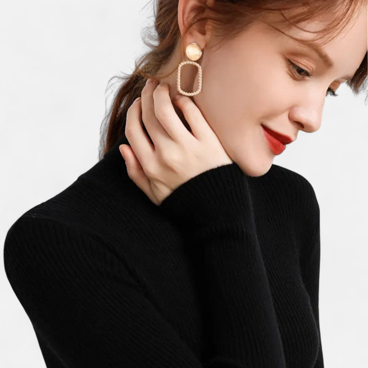 Ava | Slim Ribbed Roll Neck Jumper
