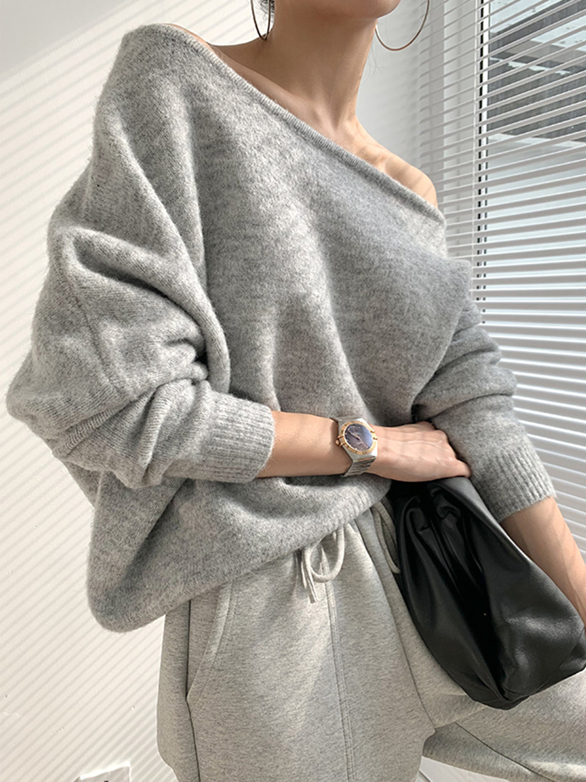 Sally | Wool Off-Shoulder Jumper
