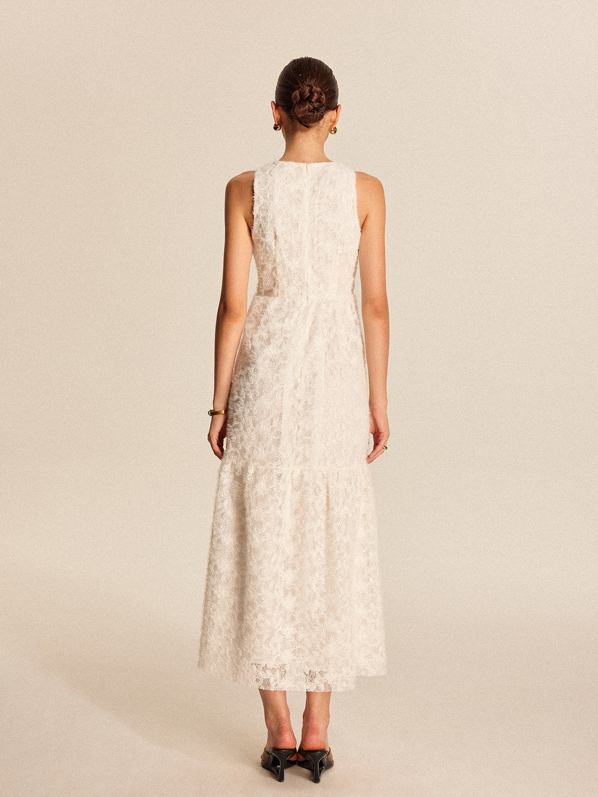 Plunge sleeveless textured maxi dress
