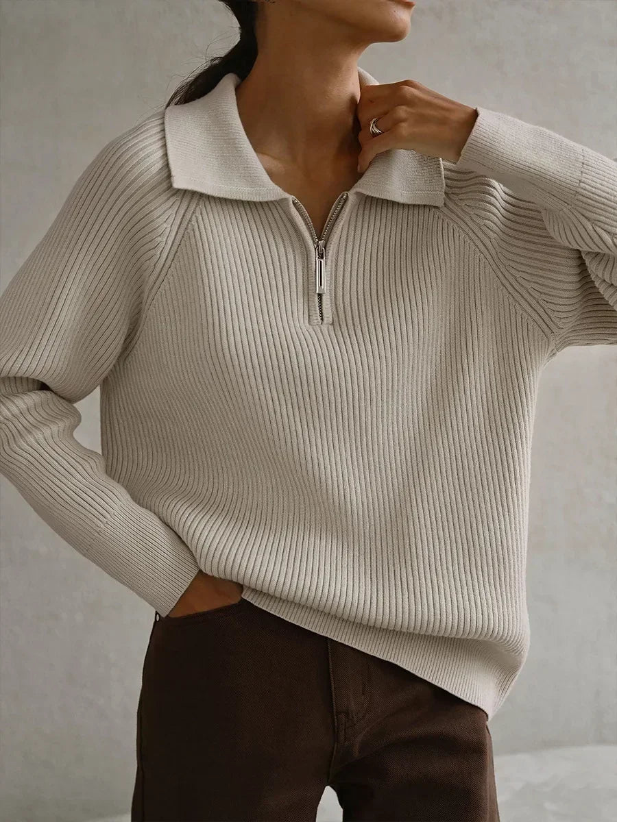 Ruth | Jersey de cuello alto con cremallera y textura acanalada