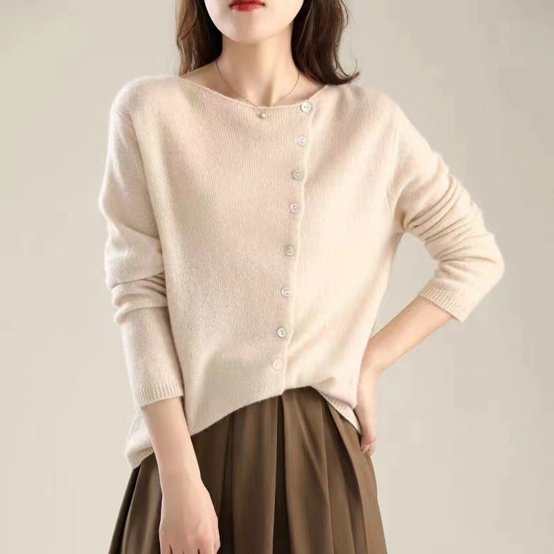 Boat-neck side-button cardigan