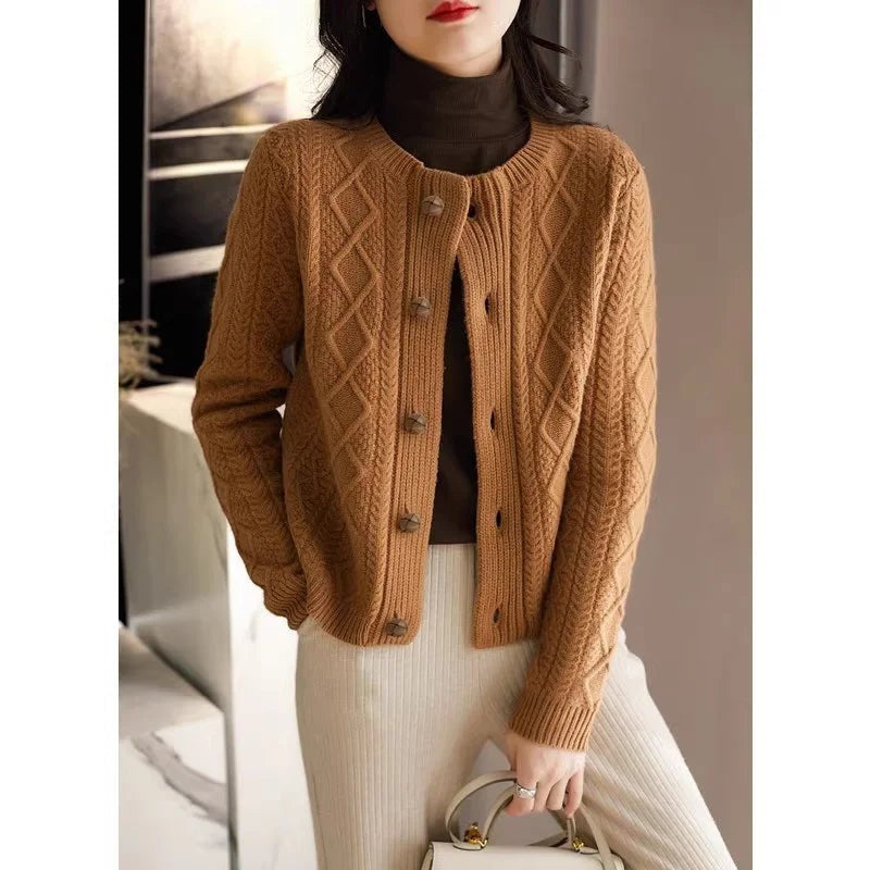 Cable-knit button cardigan