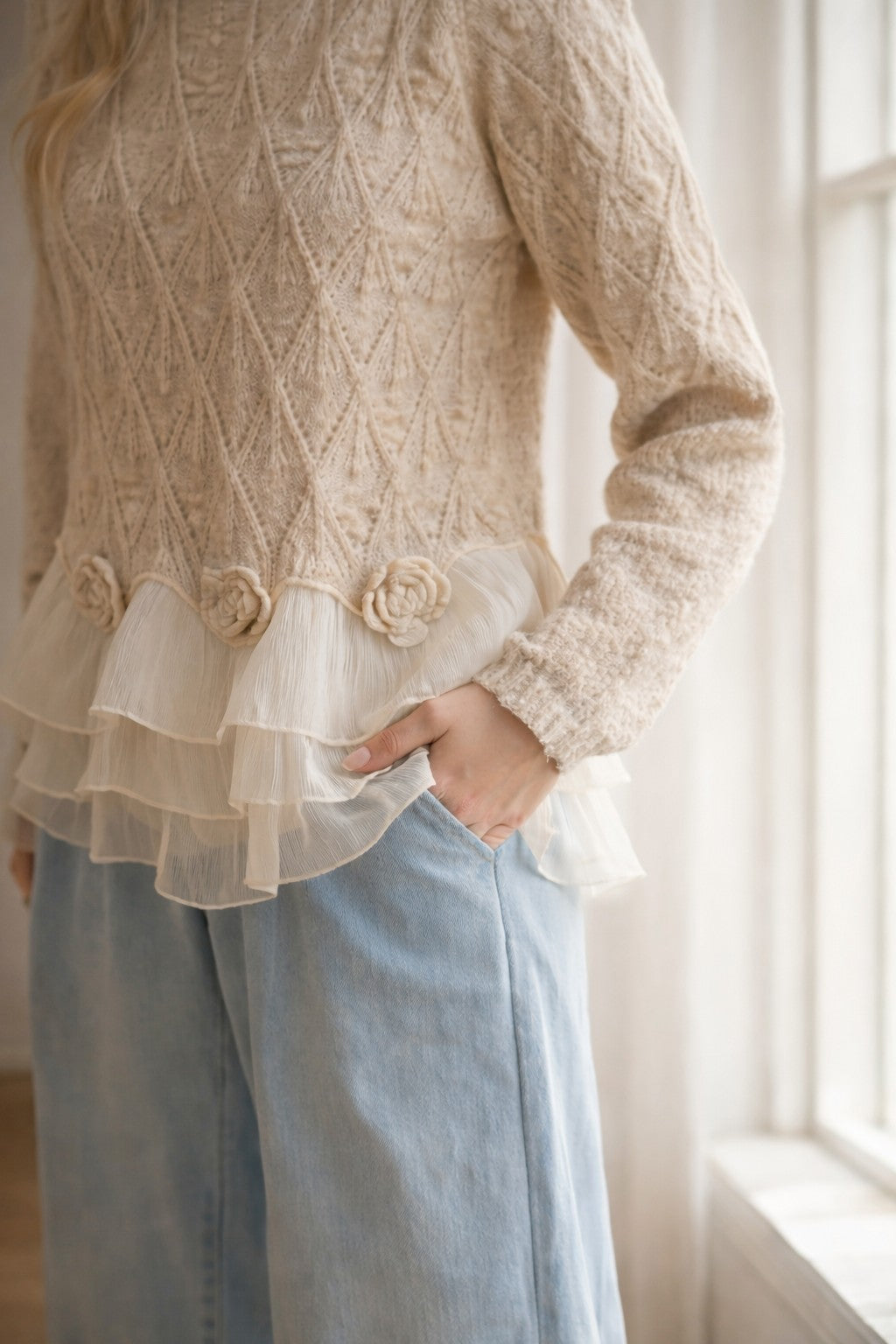 Ruffle-hem knit jumper